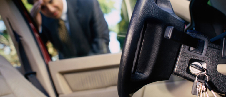 24 hour car locksmith in Parlier