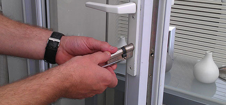 Commercial Door Lock Repair in Parlier