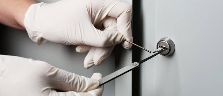 Commercial Emergency Locksmith Parlier